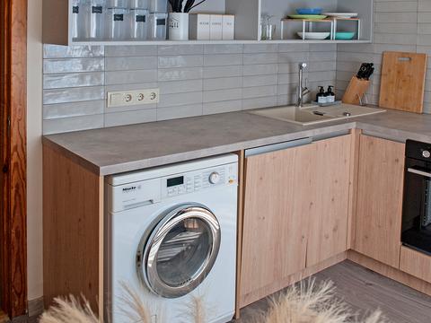 квартира за адресою Ольжича вул., 8