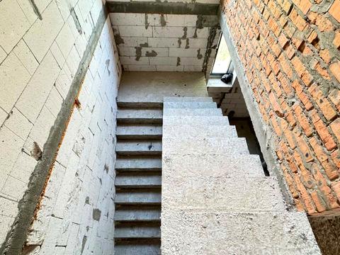 будинок за адресою центральна, 50