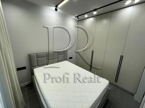 квартира за адресою Салютна вул., 2к1