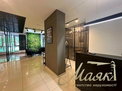 комерційна за адресою Джона Маккейна вул. (Івана Кудрі), 26