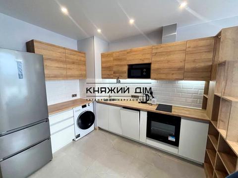 квартира за адресою Дніпровська набережна вул., 17-К