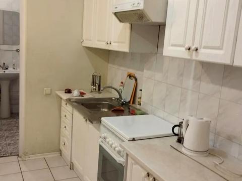 комерційна за адресою Шевченка вул., 18