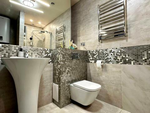 квартира за адресою Анни Ахматової вул., 22