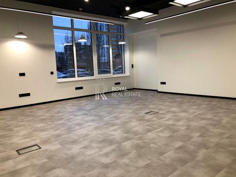 коммерческая по адресу Павла Тычины просп., 18-Б