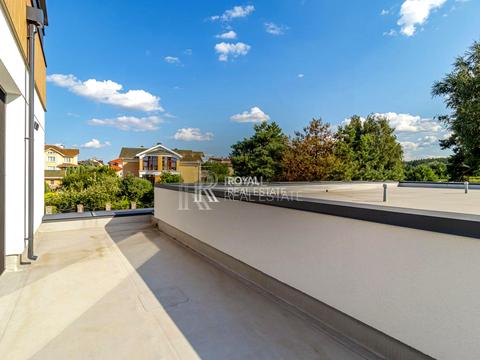 дом по адресу Зелена