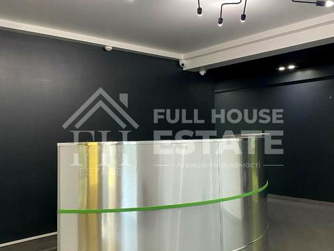 комерційна за адресою Мечникова вул. (Кловський), 18