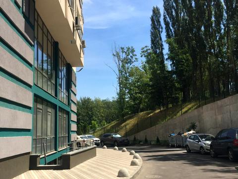 комерційна за адресою Митрополита Василя Липківського вул. (Урицького), 37-В