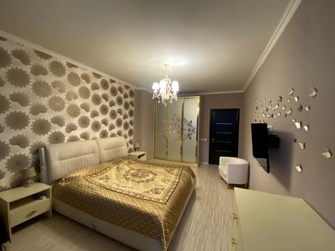 квартира за адресою Анни Ахматової вул., 30