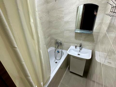 квартира за адресою Героїв просп., 9