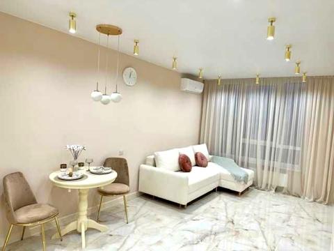 квартира по адресу Олександра Олеся ул., 8/17