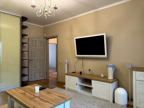 квартира по адресу Ревуцкого ул., 25