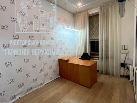 комерційна за адресою Олеся Гончара вул., 32-Б