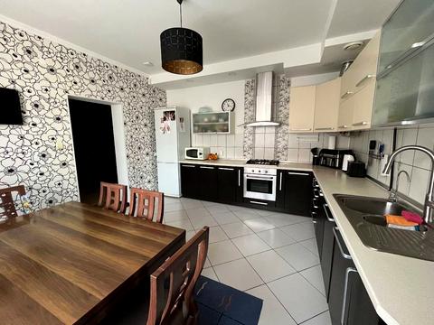 будинок за адресою с. Сторожниця, Колоскова, 1