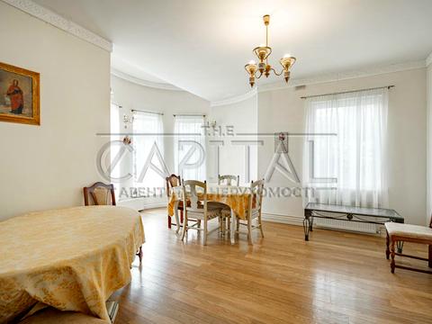 будинок за адресою Центральна, 3