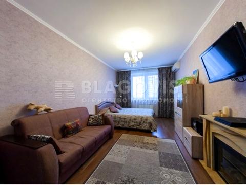 квартира по адресу Патриарха Мстислава Скрипника ул., 40