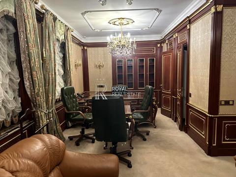 комерційна за адресою Костельна вул., 4