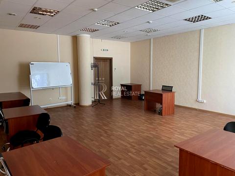 коммерческая по адресу Хрестовый пер. (Николая Гайцана ул.), 2