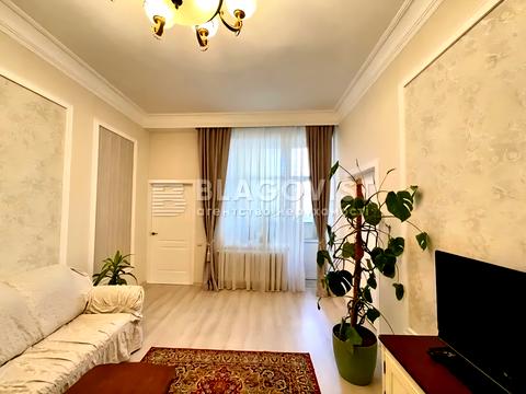 квартира за адресою Шота Руставелі вул., 32