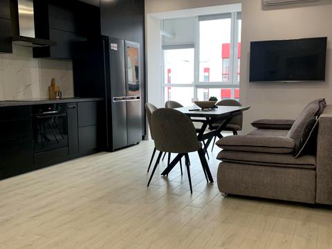 квартира за адресою Олександра Довженка вул., 21А
