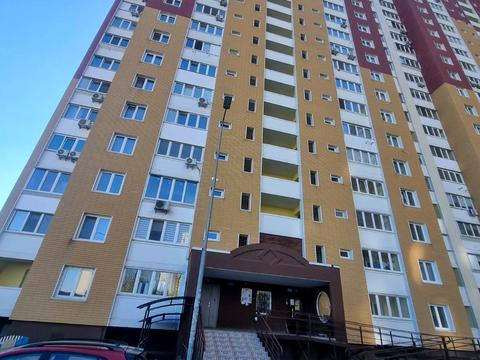 квартира за адресою Сергія Данченка вул., 3