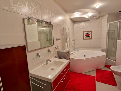 квартира по адресу Глинки ул. (Глинки), 2