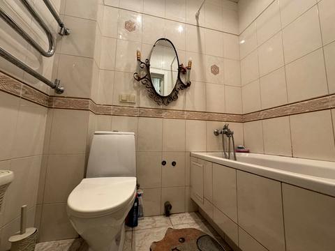 квартира по адресу Добролюбова ул., 5