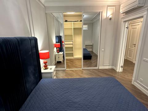 квартира по адресу Кловский спуск, 7