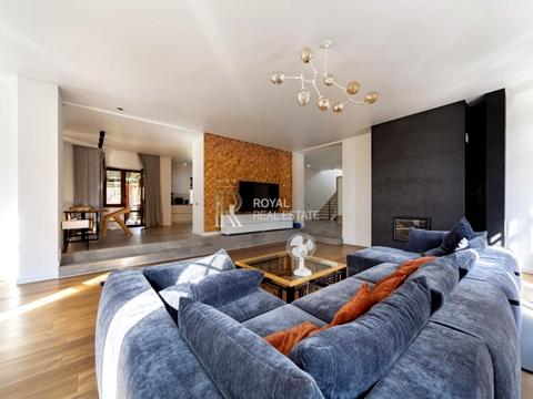 будинок за адресою Вишнева вул. (Леніна)