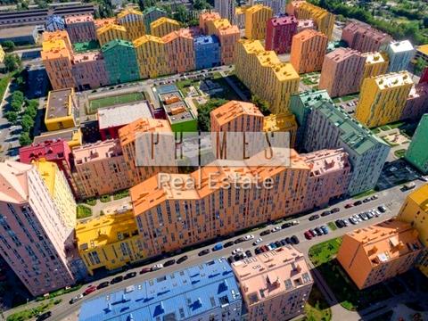 комерційна за адресою Регенераторна вул., 4 к11