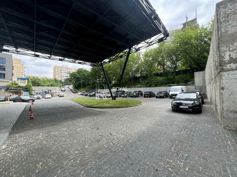 коммерческая по адресу Киев, Василия Стуса ул., 35-37