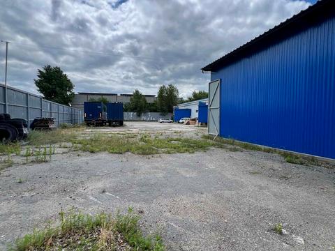 комерційна за адресою Верстова вул., 33