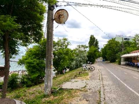 комерційна за адресою Фонтанська дорога вул. (Перекопской дивизии улица), 77