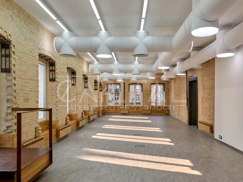 комерційна за адресою Велика Васильківська вул. (Червоноармійська), 26-Б