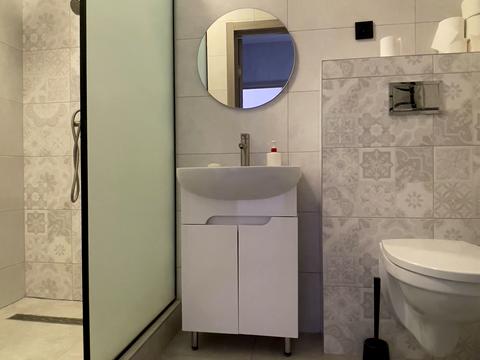 квартира за адресою Михайла Грушевського вул., 39/3, корп. 1-4