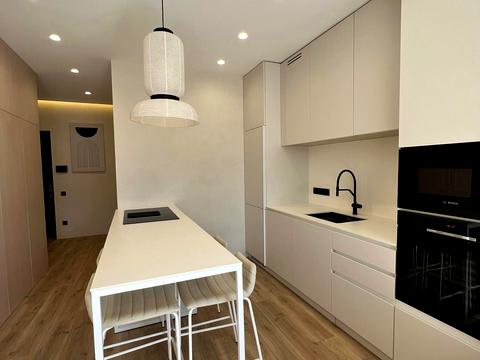 квартира за адресою Шота Руставелі вул., 7-Я