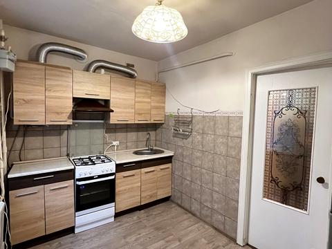 квартира по адресу Максимовича ул., 7б