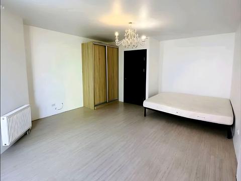 квартира за адресою Теплична вул., 42