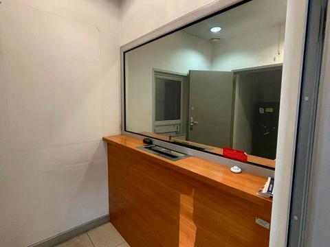 коммерческая по адресу Дмитрия Яворницкого просп. (Карла Маркса), 27