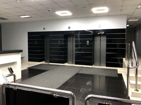 комерційна за адресою Болсуновська, 8