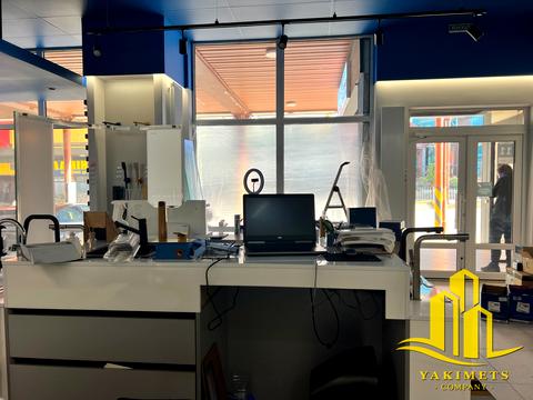 комерційна за адресою Щирецька вул., 36