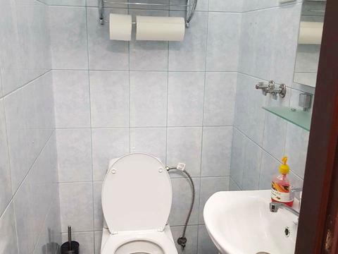 комерційна за адресою Юрківська вул., 36