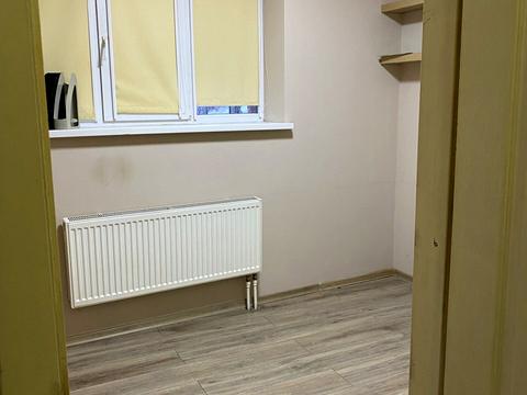 комерційна за адресою Висока вул., 10-А