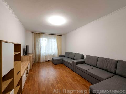 квартира за адресою Софії Русової вул., 7-А