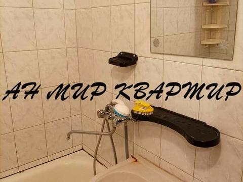 квартира за адресою Євгена Коновальця бульв. (Маршала Конєва), 100