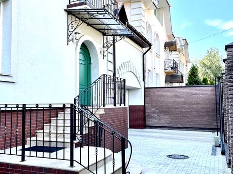 дом по адресу Яслинская ул.