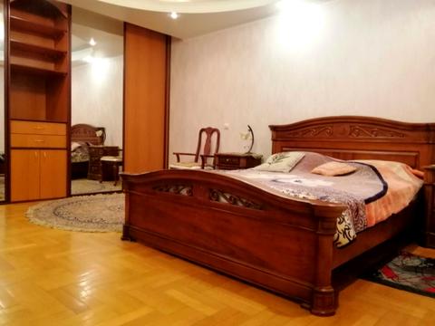 квартира за адресою Бориса Гмирі вул., 1/2