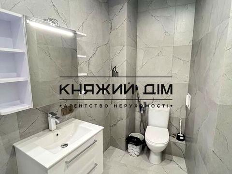 квартира за адресою Дніпровська набережна вул., 17В