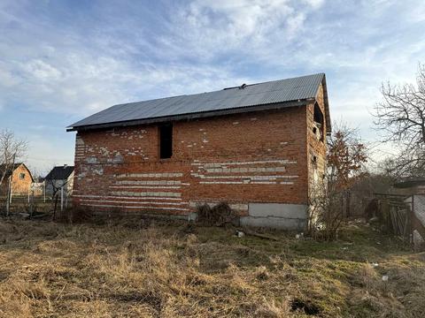 будинок за адресою Вишнева вул.