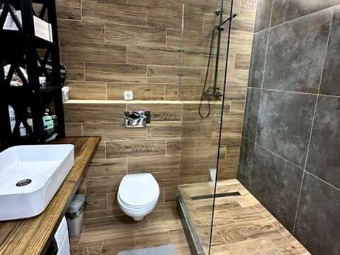 квартира за адресою Софії Русової вул., 7-А