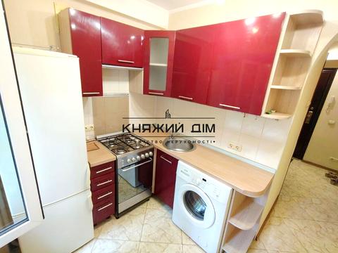 квартира за адресою Миколи Міхновського бульв. (Дружби Народів), 28-А